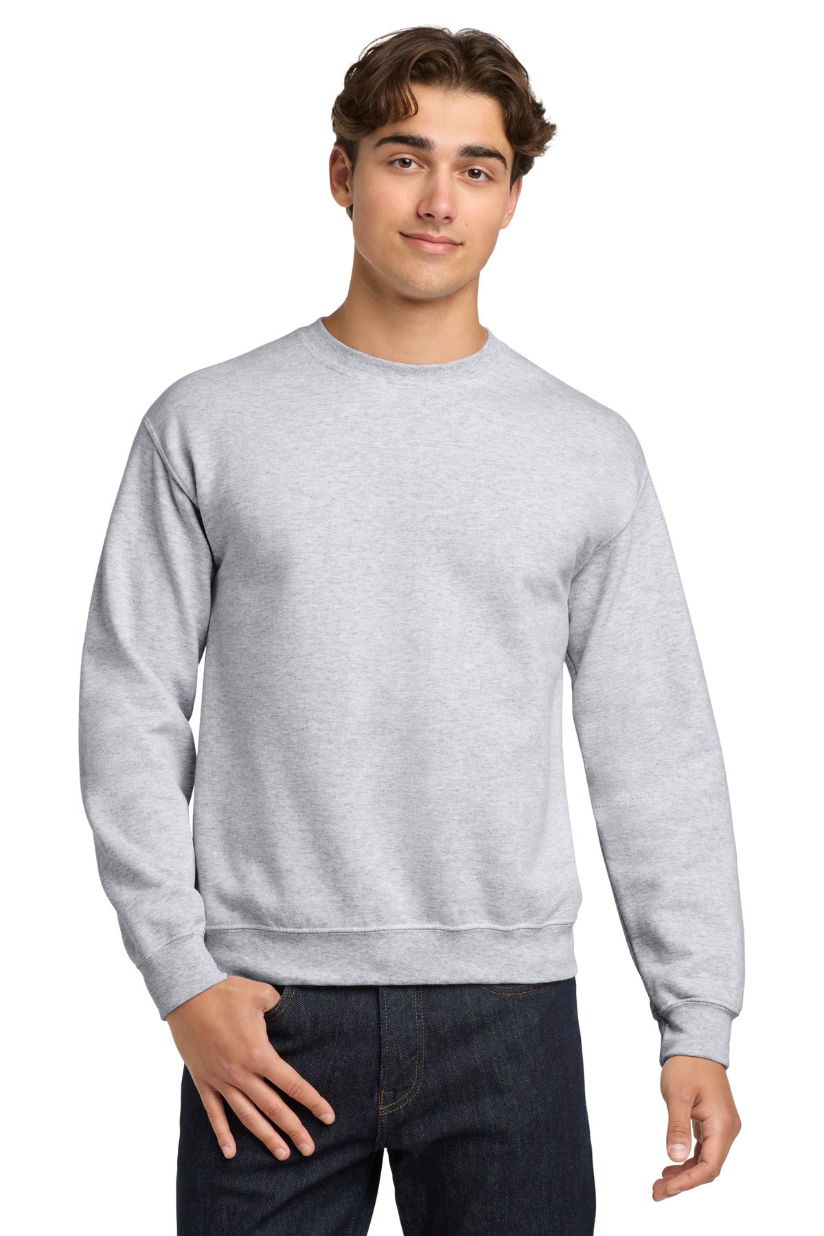 Gildan Heavy Blend Crewneck Sweatshirt.  18000